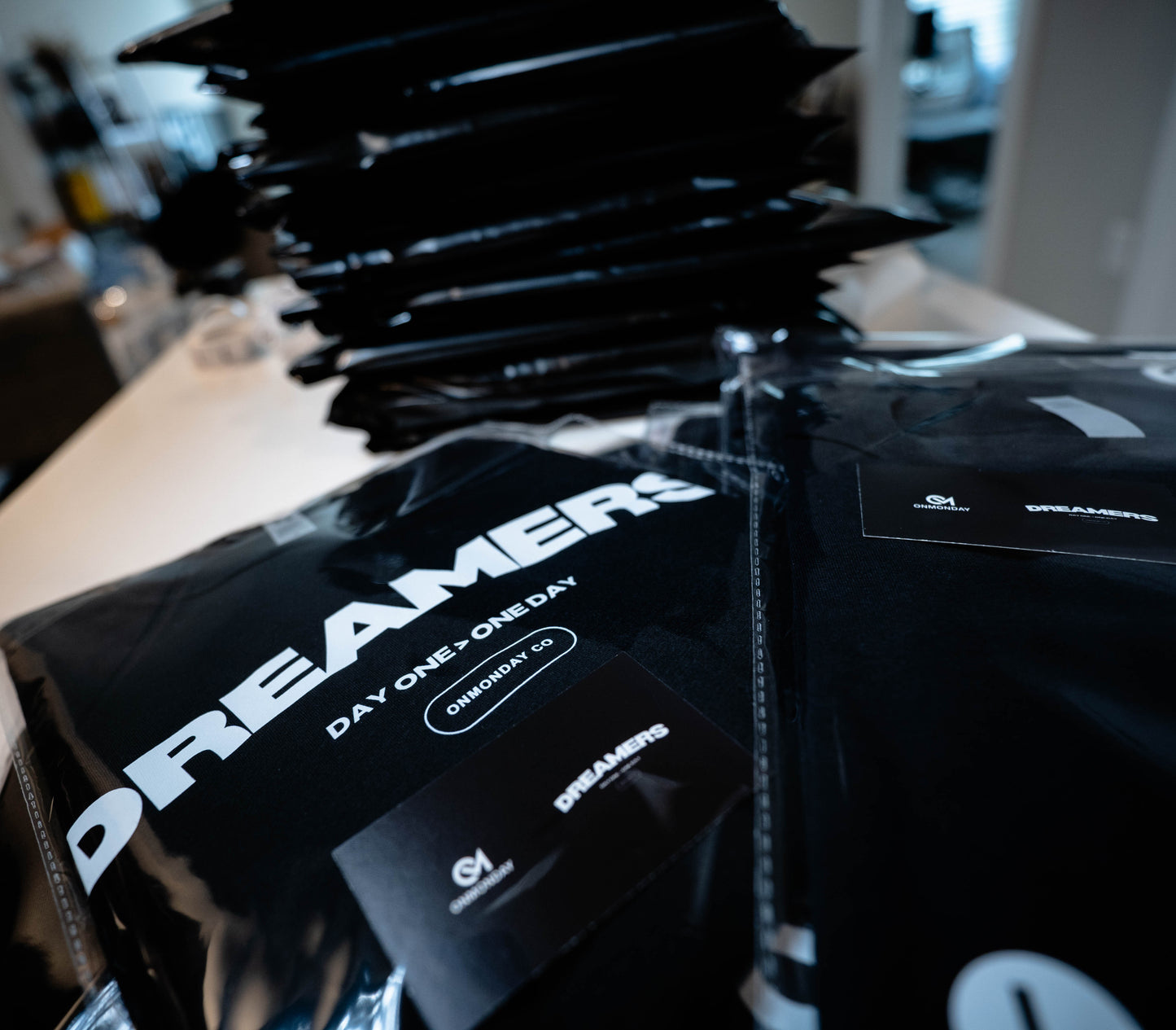 DREAMERS TEE